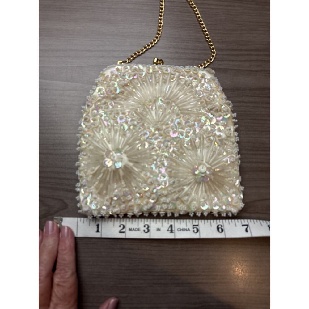 White Beaded/Sequins Clutch Purse - Picture 7 of 8